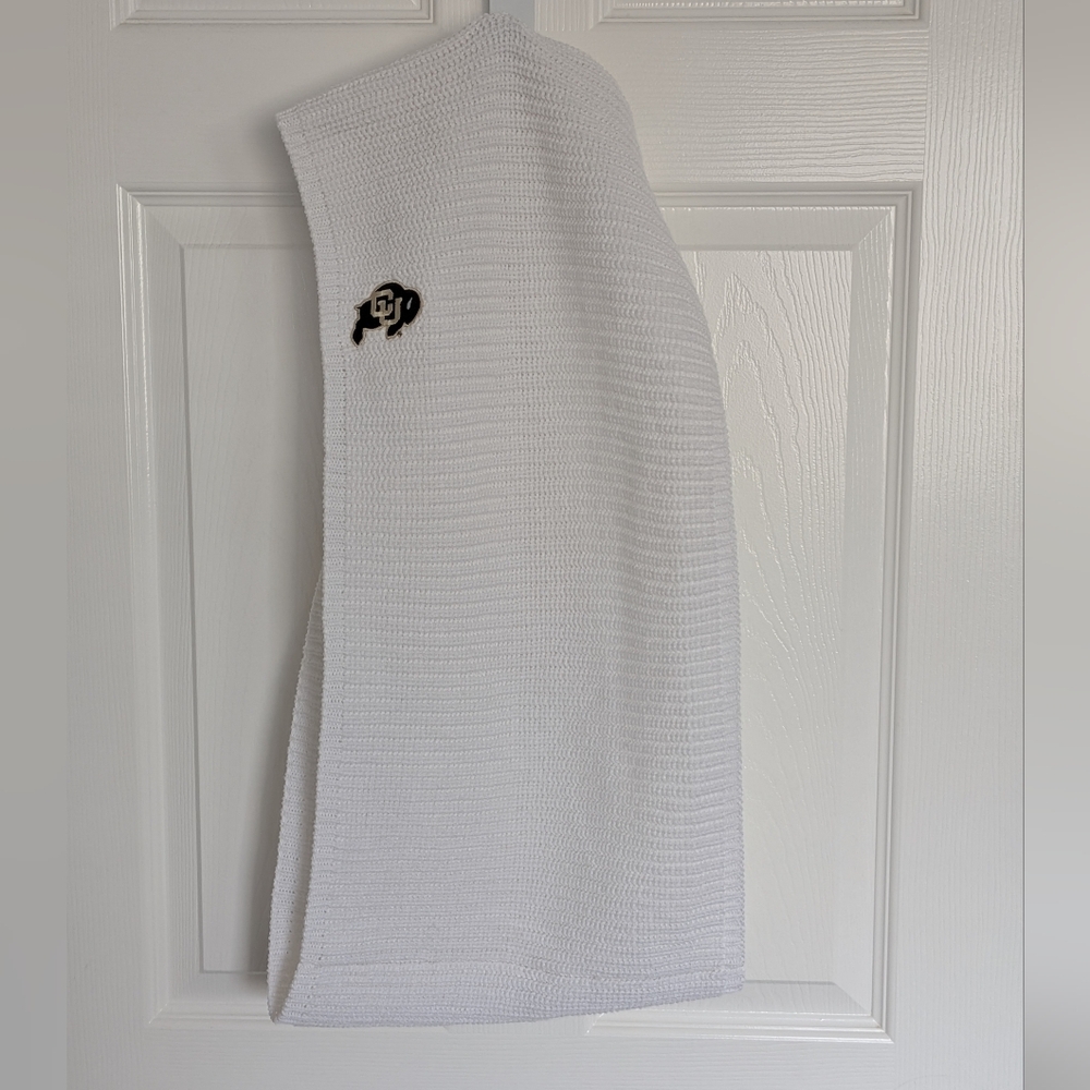 CU Buffs White Knitted Infinity Scarf